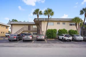 1041 NW 45th St 5, Deerfield Beach, FL 33064 Sold 12/13/23