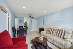 1041 NW 45th St 5, Deerfield Beach, FL 33064 Sold 12/13/23