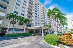 401 Golden Isles Dr 912, Hallandale Beach, FL 33009 Sold 12/15/23