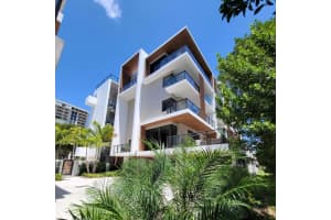 3040 N Ocean Blvd N105, Fort Lauderdale, FL 33308 Sold 02/05/24