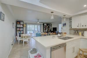 401 SE 10th St 107, Dania Beach, FL 33004 Sold 01/05/24