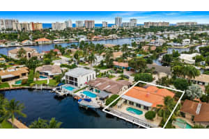 2501 SE 9th St, Pompano Beach, FL 33062 Sold 01/19/24