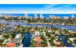 2501 SE 9th St, Pompano Beach, FL 33062 Sold 01/19/24