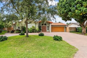 2501 SE 9th St, Pompano Beach, FL 33062 Sold 01/19/24