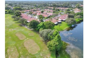 9565 Toledo Ln 9565, Davie, FL 33324 Sold 12/14/23