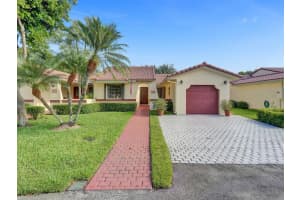 9565 Toledo Ln 9565, Davie, FL 33324 Sold 12/14/23