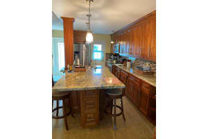 401 NE 19th Ave APT 27, Deerfield Beach, FL 33441, Sold 11/20/23