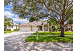 16203 S Segovia Cir, Fort Lauderdale, FL 33331 Sold 10/02/23