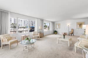 3900 N Ocean Dr LE, Lauderdale By The Sea, FL 33308 Sold 03/12/24