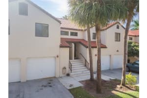 5 Via De Casas Sur 203, Boynton Beach, FL 33426 Sold 10/25/23