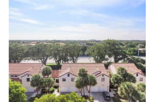 5 Via De Casas Sur 203, Boynton Beach, FL 33426 Sold 10/25/23