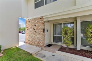 5555 N Ocean Blvd 39, Lauderdale By The Sea, FL 33308 Sold 12/01/23