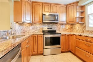 3000 Riverside Dr 207-1, Coral Springs, FL 33065 Sold 01/19/24