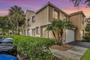 9696 Royal Palm Blvd 9696, Coral Springs, FL 33065 Sold 11/02/23