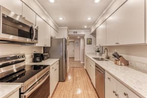 1480 Sheridan St 15B, Hollywood, FL 33020 Sold 11/14/23