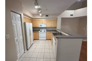 8060 N Nob Hill Rd 207, Tamarac, FL 33321 Sold 12/18/23