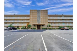 1025 SE 4th Ave 307, Dania Beach, FL 33004 Sold 11/10/23