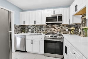 1951 NE 39th St 243, Lighthouse Point, FL 33064 Sold 10/27/23