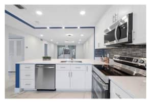 514 Holyoke Lane, Lake Worth, FL 33467 Sold 10/20/23