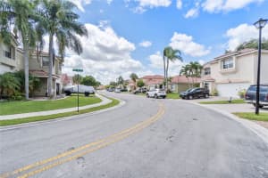 7121 NW 32nd St, Margate, FL 33063 Sold 02/16/24