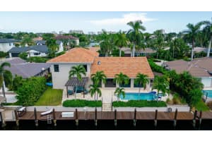 4231 NE 24th Avenue, Lighthouse Point, FL 33064 Sold 12/29/23