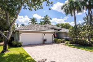 6424 NW 99th Dr, Parkland, FL 33076 Sold 12/07/23
