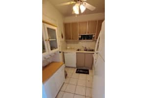 3000 NE 16th Ave 313, Oakland Park, FL 33334 Sold 10/27/23