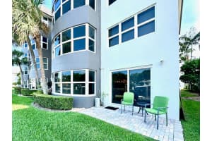 3031 NE 51st St 101, Fort Lauderdale, FL 33308 Sold 10/25/23