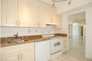 3701 N Country Club Dr 1506, Aventura, FL 33180 Sold 04/09/24