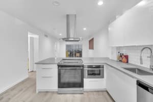 151 Berkley Rd 110, Hollywood, FL 33024 Sold 12/28/23