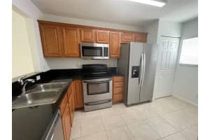 6619 Winfield Blvd 9, Margate, FL 33063 Sold 10/18/23