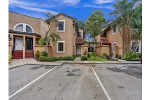 9153 W Sunrise Blvd 9153, Plantation, FL 33322 Sold 03/12/24