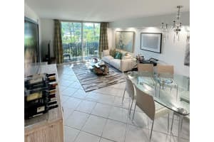 1800 N Andrews Ave 1G, Fort Lauderdale, FL 33311 Sold 12/15/23