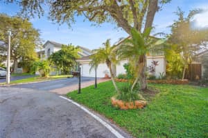 2845 NW 69th Ter, Margate, FL 33063 Sold 10/20/23