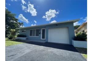 6870 NW 30th St, Sunrise, FL 33313 Sold 03/28/24