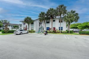 2710 Forest Hills Blvd 101, Coral Springs, FL 33065 Sold 11/20/23