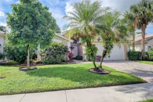 7698 Las Cruces Ct, Boynton Beach, FL 33437 Sold 10/19/23