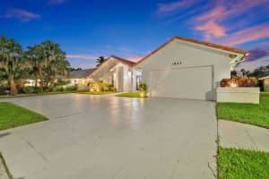 1029 NW 99th Ave, Plantation, FL 33322 Sold 11/16/23