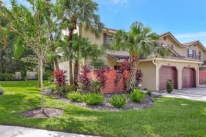 9161 Vineyard Lake Dr 9161, Plantation, FL 33324 Sold 11/02/23