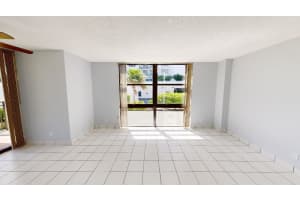 3031 N Ocean Blvd 203, Fort Lauderdale, FL 33308 Sold 02/21/24