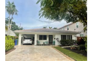 632 SW 8th Ave, Fort Lauderdale, FL 33315 Sold 03/21/24