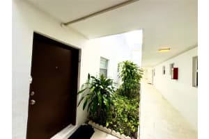 6503 Winfield Blvd 112-D, Margate, FL 33063 Sold 10/27/23
