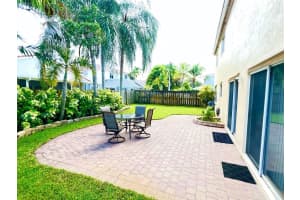 10760 SW 14TH CT, Davie, FL 33324 Sold 11/30/23