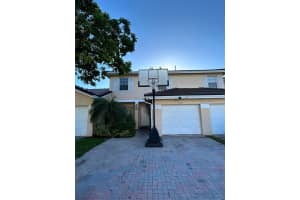 5330 NW 89th Terrace, Sunrise, FL 33351 Sold 11/09/23
