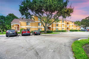 2361 NW 33rd St 609, Oakland Park, FL 33309 Sold 11/21/23