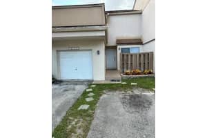 MLS# F10401897, Plantation, Florida 33324