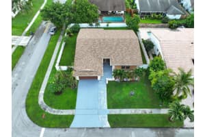 3374 NW 27th Ter, Boca Raton, FL 33434 Sold 11/14/23