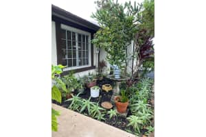 15827 Laurel Oak Cir, Delray Beach, FL 33484 Sold 11/15/23