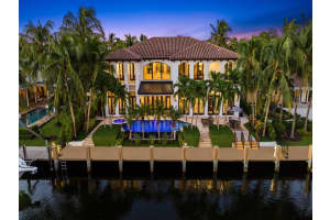 2524 NE 27th St, Lighthouse Point, FL 33064 Sold 09/19/24
