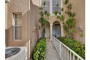 5427 Grand Park Pl 24, Boca Raton, FL 33486 Sold 02/20/24